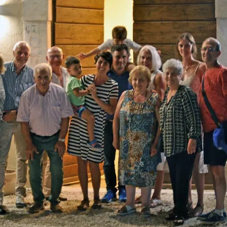 Üdülőközpont Dimora Dell'arte-cantinarte