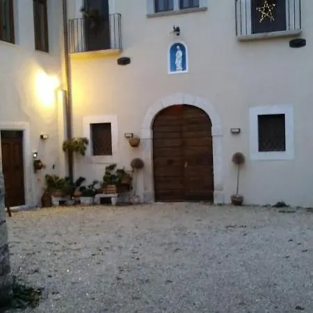 Üdülőközpont Dimora Dell'arte-cantinarte Navelli