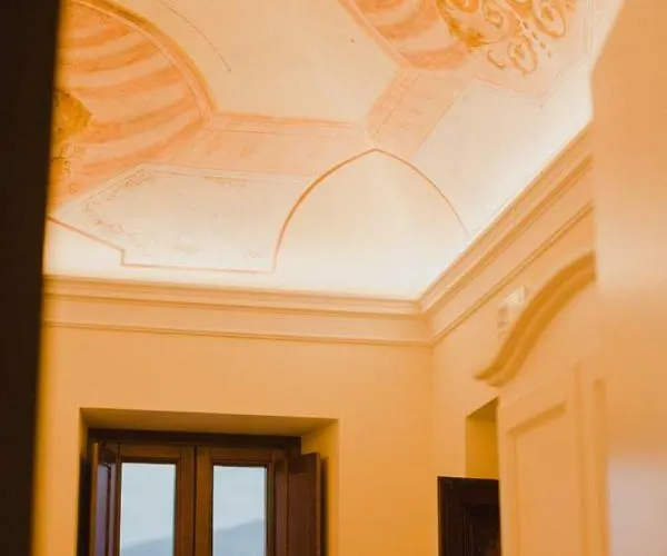 Dimora Dell'arte-cantinarte *