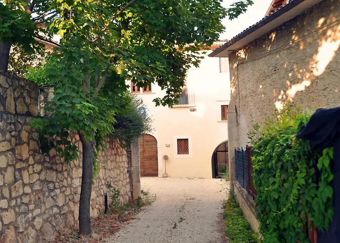 Dimora Dell'arte-cantinarte Resort *