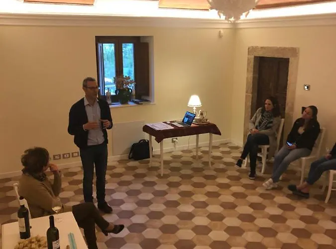 Dimora Dell'arte-cantinarte Resort Navelli